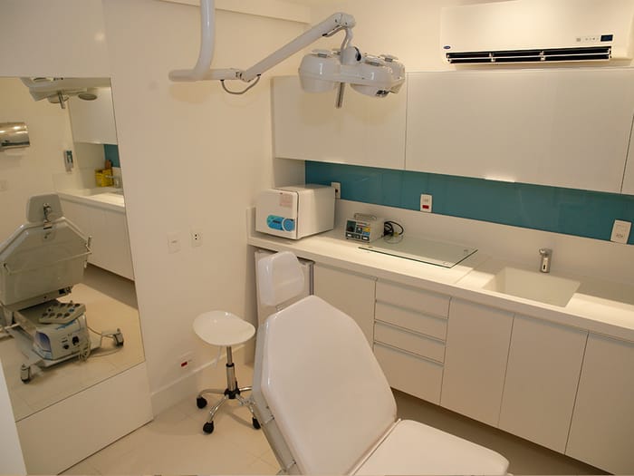 Sala de procedimentos do consultório